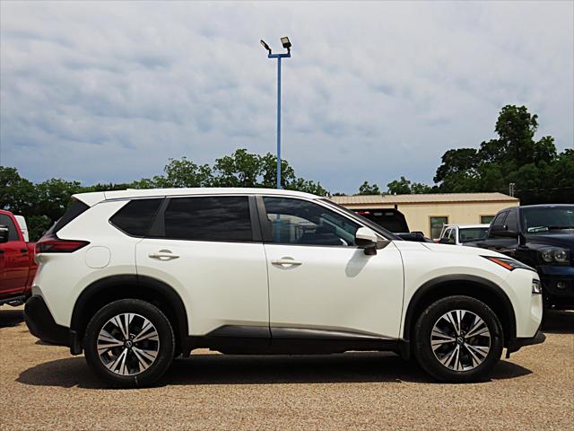 2022 Nissan Rogue SV FWD