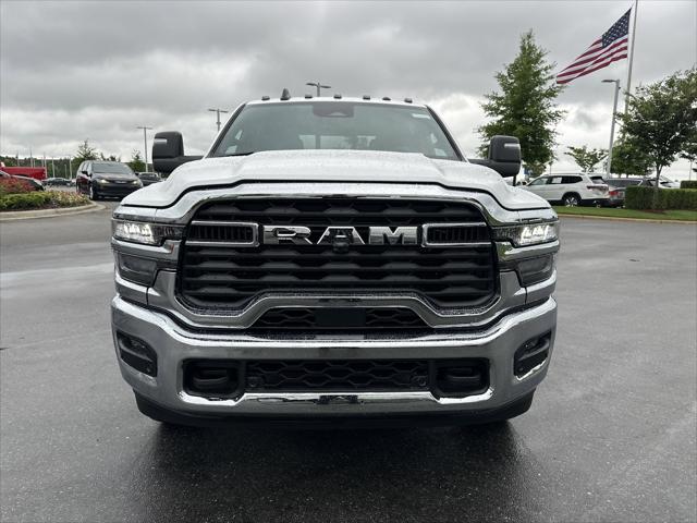 2025 RAM Ram 3500 RAM 3500 TRADESMAN CREW CAB 4X4 8 BOX