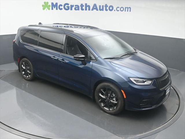 2025 Chrysler Pacifica PACIFICA LIMITED