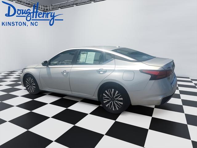 2024 Nissan Altima SV FWD