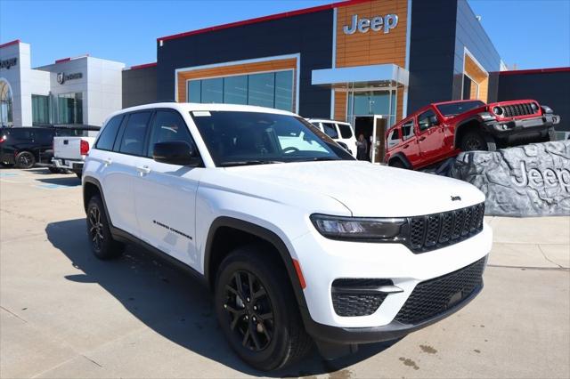 2025 Jeep Grand Cherokee Altitude X 4x2