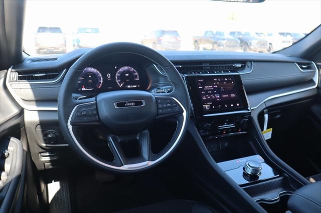 2025 Jeep Grand Cherokee Altitude X 4x2