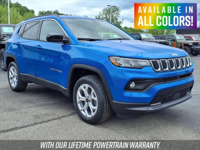 2025 Jeep Compass COMPASS LATITUDE 4X4