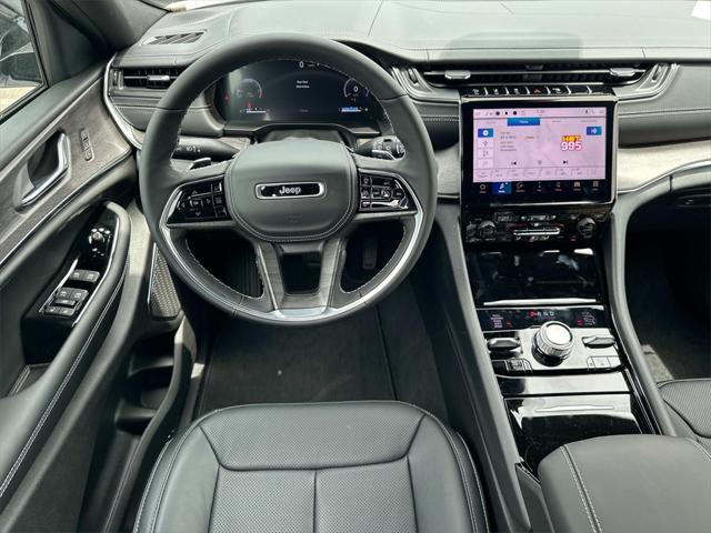 2025 Jeep Grand Cherokee GRAND CHEROKEE OVERLAND 4X4