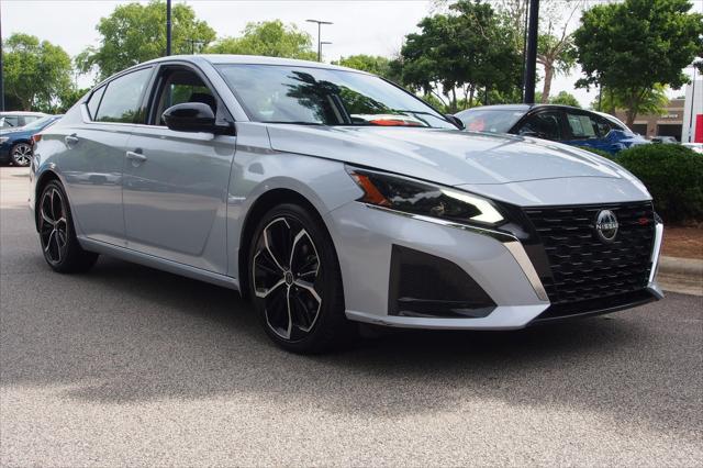 2023 Nissan Altima SR FWD