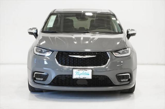 2023 Chrysler Pacifica Hybrid Limited