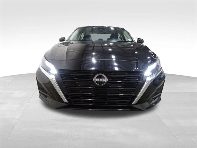 2023 Nissan Altima SV FWD