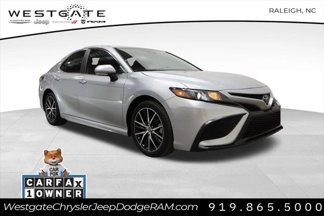 2023 Toyota Camry SE Nightshade Edition