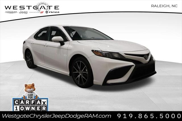 2023 Toyota Camry SE Nightshade Edition