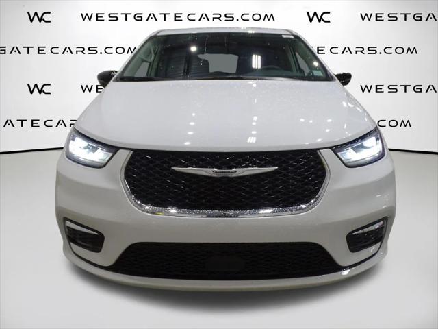 2024 Chrysler Pacifica Touring L 2024 Chrysler Pacifica Touring L