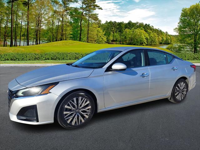 2023 Nissan Altima SV FWD
