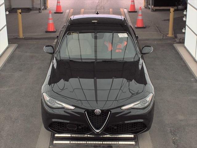 2023 Alfa Romeo Giulia Lusso RWD