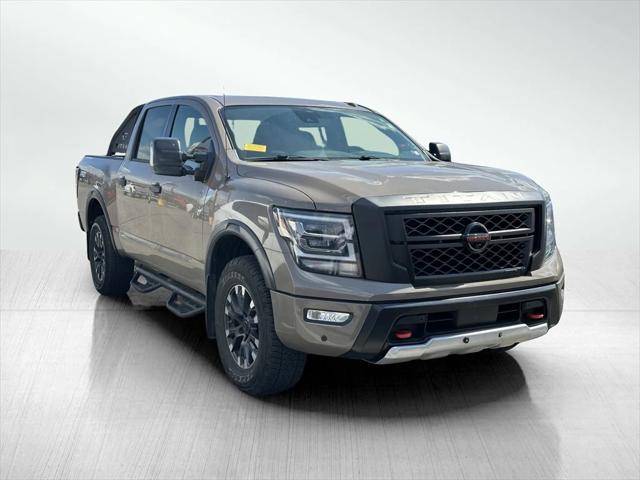 2021 Nissan TITAN Crew Cab PRO-4X 4x4