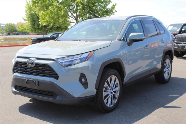 2022 Toyota RAV4 XLE Premium