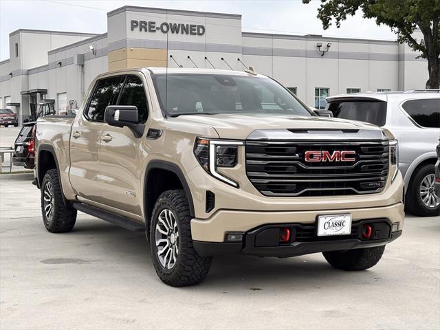 2022 GMC Sierra 1500 4WD Crew Cab Short Box AT4