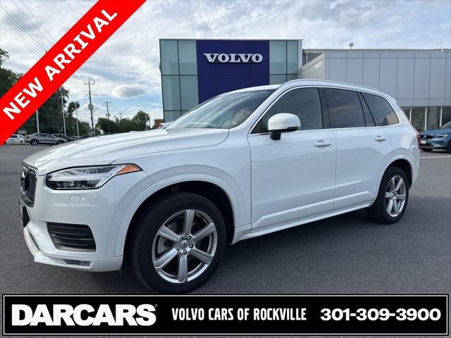 2022 Volvo XC90 T6 Momentum 7 Passenger