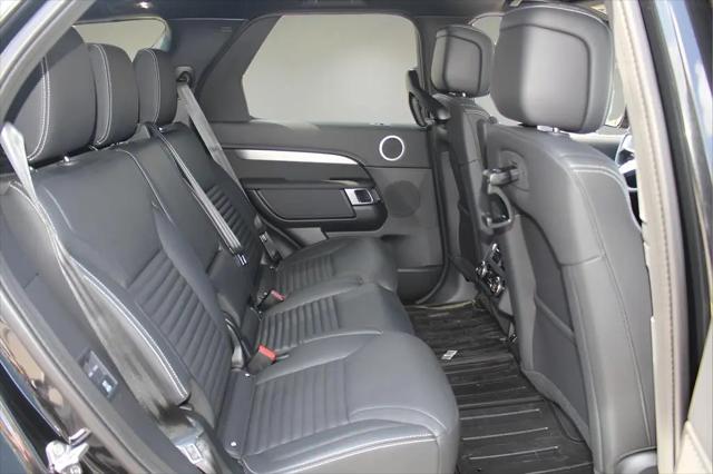 2025 Land Rover Discovery P300 Dynamic SE