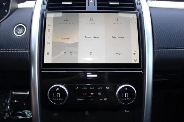 2025 Land Rover Discovery P300 Dynamic SE
