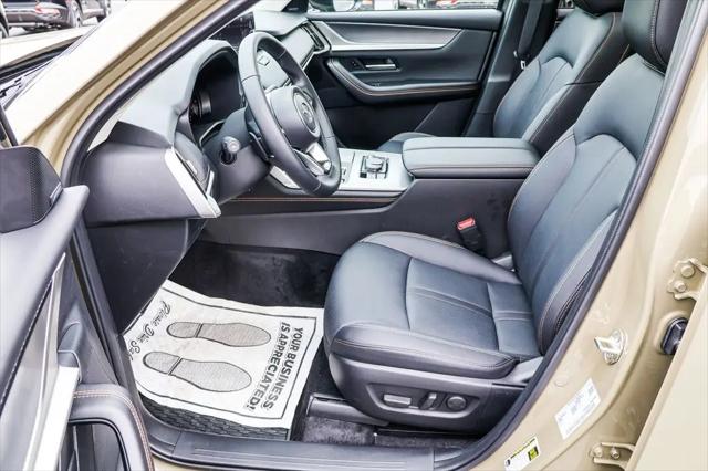 2025 Mazda CX-70 Premium Package