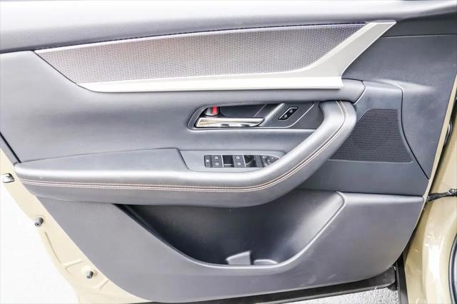 2025 Mazda CX-70 Premium Package