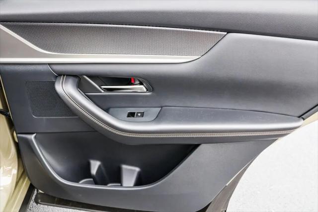 2025 Mazda CX-70 Premium Package
