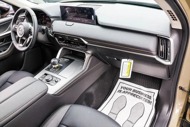 2025 Mazda CX-70 Premium Package
