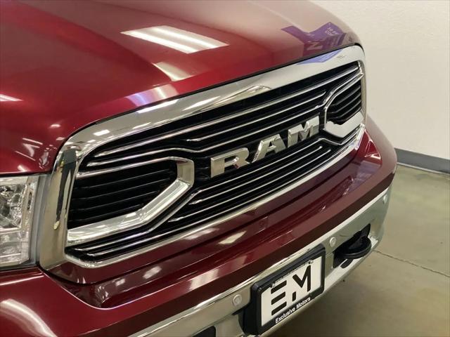 2019 Ram 1500 Classic Laramie Crew Cab 4x2 5'7" Box