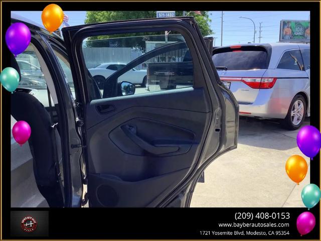 2017 Ford Escape S