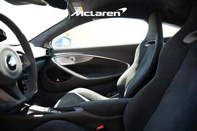 2023 McLaren Artura TechLux