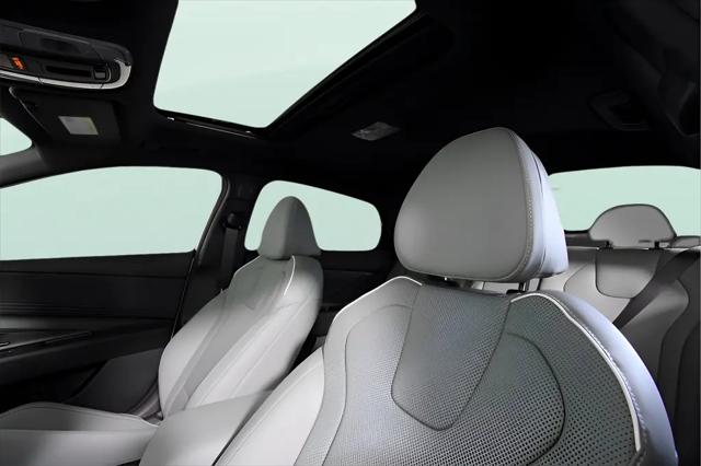 2025 Hyundai Elantra Hybrid Limited