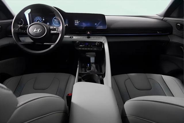 2025 Hyundai Elantra Hybrid Limited