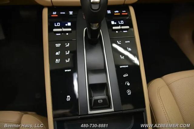 2023 Porsche Macan T