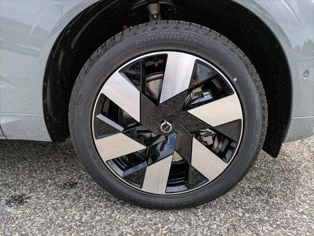 2025 Volvo XC60 Plug-In Hybrid Plus, T8 AWD Electric/Gasoline, Dark