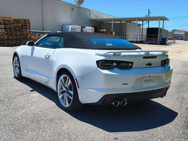 2023 Chevrolet Camaro RWD Convertible 2LT