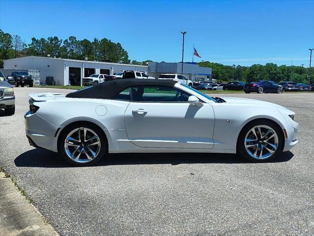 2023 Chevrolet Camaro RWD Convertible 2LT