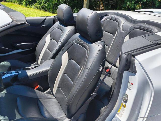 2023 Chevrolet Camaro RWD Convertible 2LT
