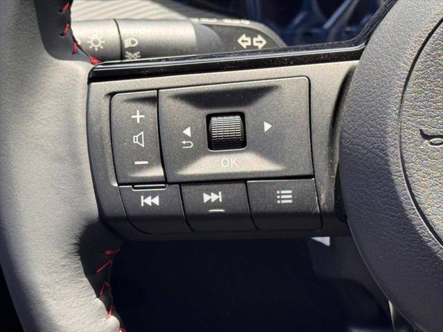 2025 Nissan Kicks SR FWD