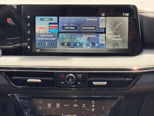 2025 Nissan Kicks SR FWD