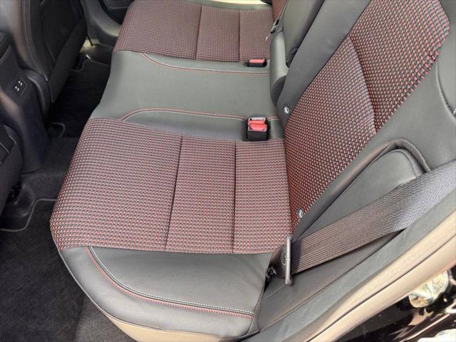 2025 Nissan Kicks SR FWD