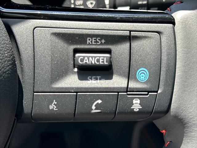 2025 Nissan Kicks SR FWD