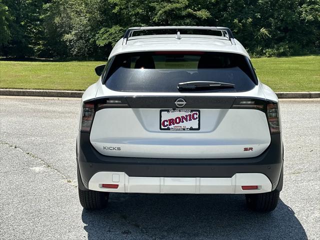 2025 Nissan Kicks SR FWD