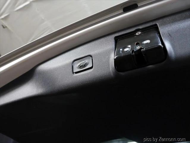 2007 Cadillac SRX V8
