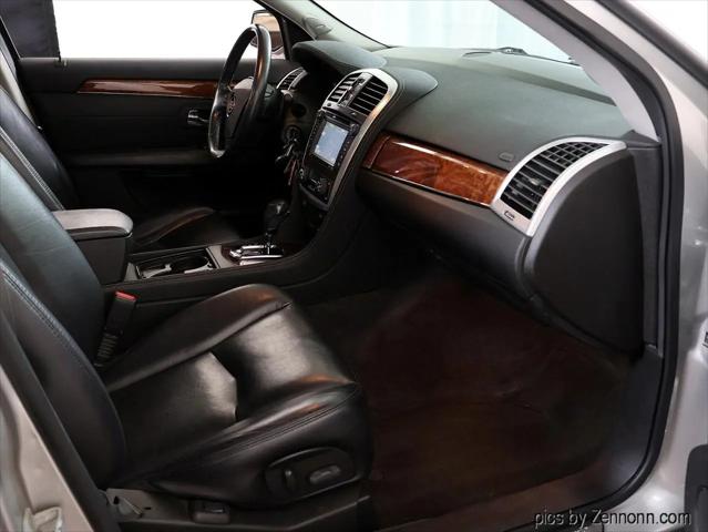 2007 Cadillac SRX V8