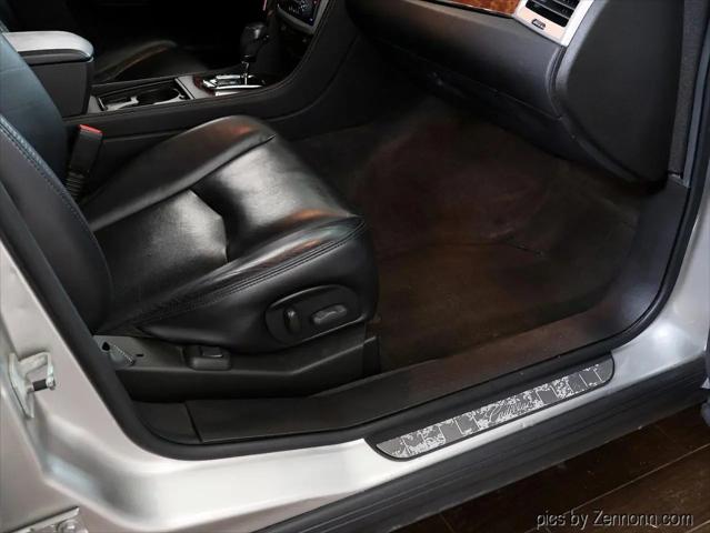 2007 Cadillac SRX V8
