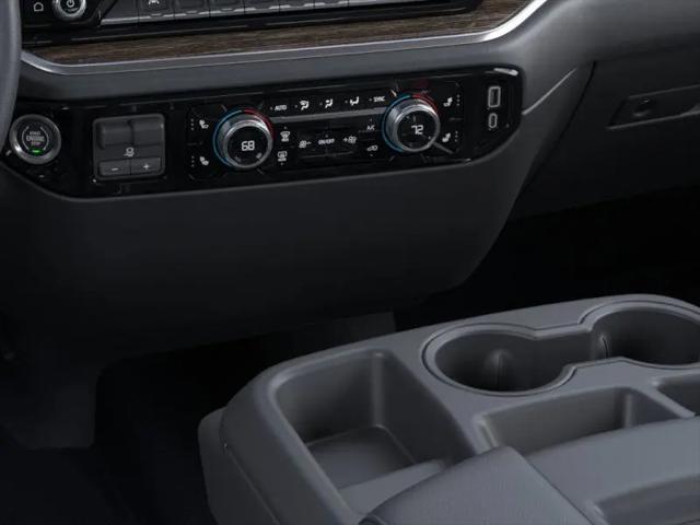 2025 GMC Sierra 1500 4WD Crew Cab Short Box SLE