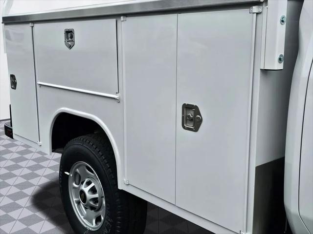 2025 Chevrolet Silverado 2500HD 4WD Crew Cab Long Bed Work Truck