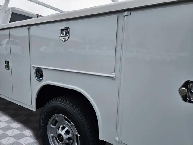 2025 Chevrolet Silverado 2500HD 4WD Crew Cab Long Bed Work Truck