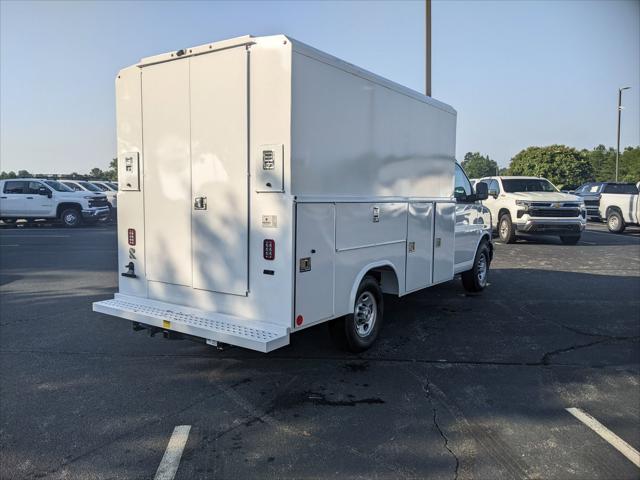 2025 Chevrolet Express Cutaway Work Van