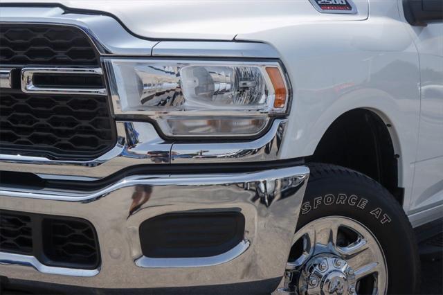 2024 RAM 2500 Tradesman Crew Cab 4x4 64 Box