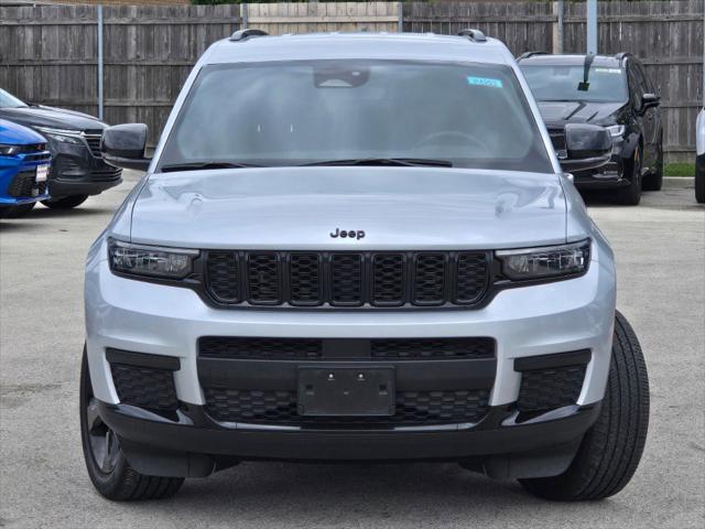 2023 Jeep Grand Cherokee L Altitude 4x4